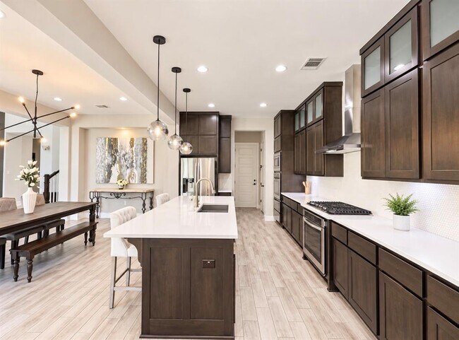 Building Photo - 6504 Trissino Dr