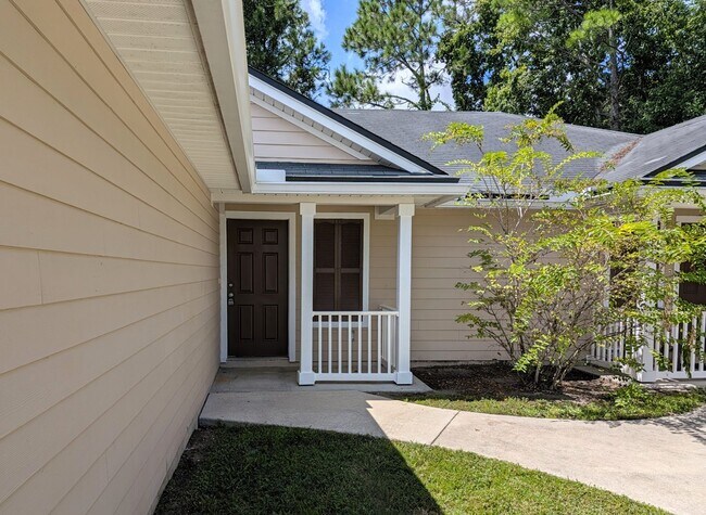 Building Photo - 130 Plantation Point Dr