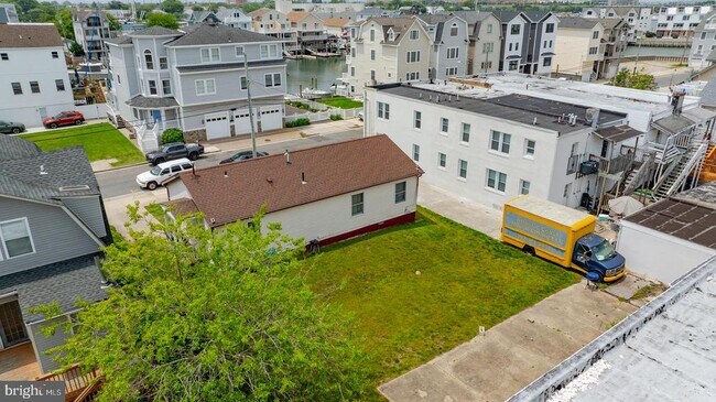 Building Photo - 545 N Connecticut Ave