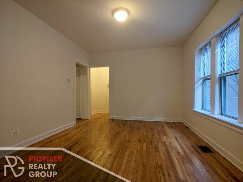 Building Photo - 3817 N Fremont St