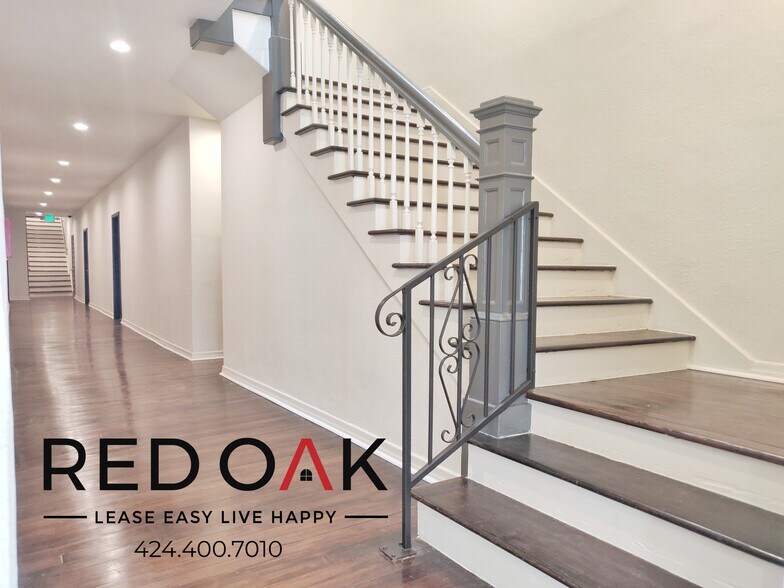 Building Photo - 1818 Whitley Ave