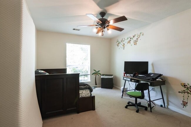 Building Photo - 3026 Rushing Brook Dr