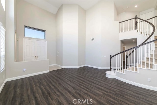 Building Photo - 16252 Fieldcrest Ct