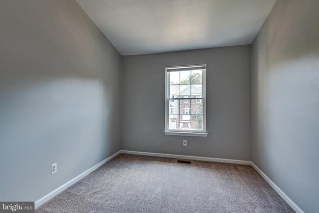 Building Photo - 8508 Blue Bird Woods Ct