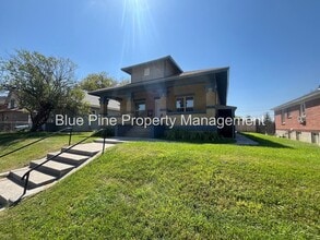 Building Photo - 461 1/2 I Street