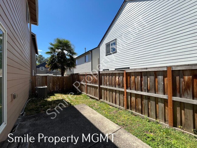Building Photo - 18251 SW Orlov Ct
