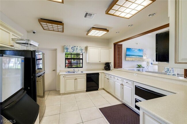 Building Photo - 5706 Cape Harbour Dr