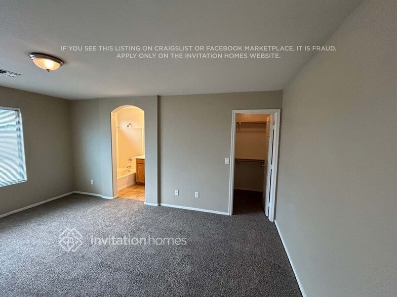 Building Photo - 1620 W Chanute Pass