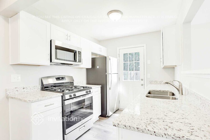 Building Photo - 615 Tramore Ct