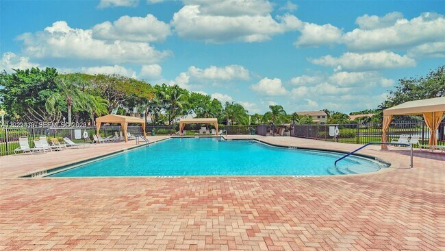 Building Photo - 889 Sand Creek Cir