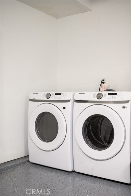 Building Photo - 883 Katella St