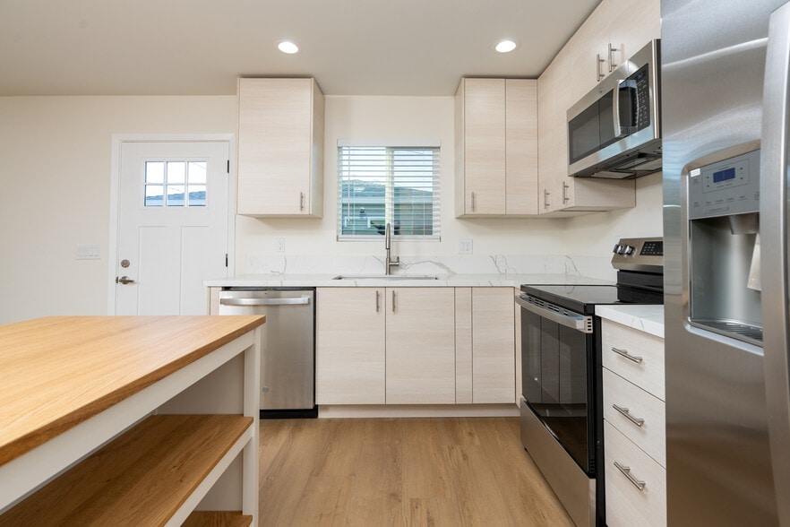 Building Photo - 4826 Rolando Blvd