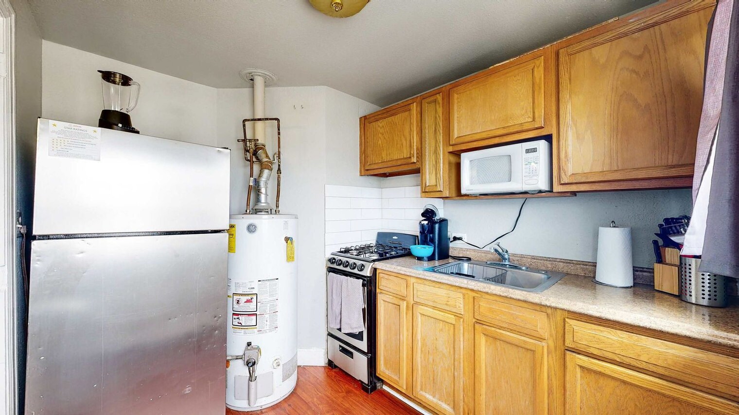 Building Photo - 7388 Oneida Dr