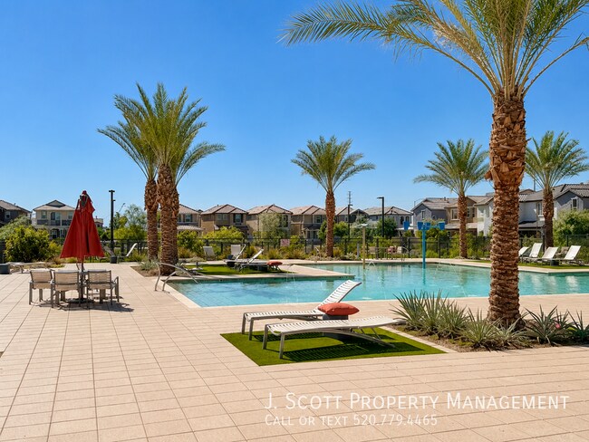 Building Photo - 3347 South Lily-