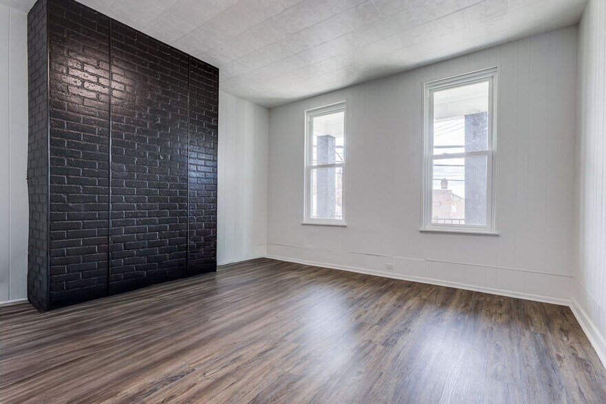 Building Photo - 1223 Arlington Ave