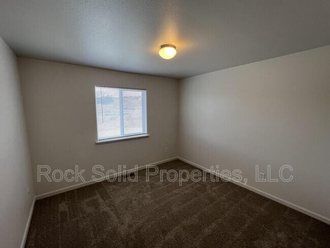 Building Photo - 1512 Danny Pl