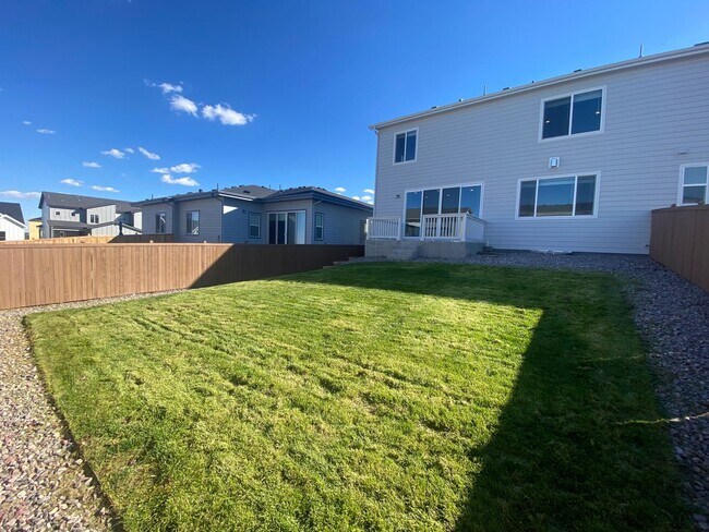 Building Photo - Fantastic Paired Home in Castle Rock