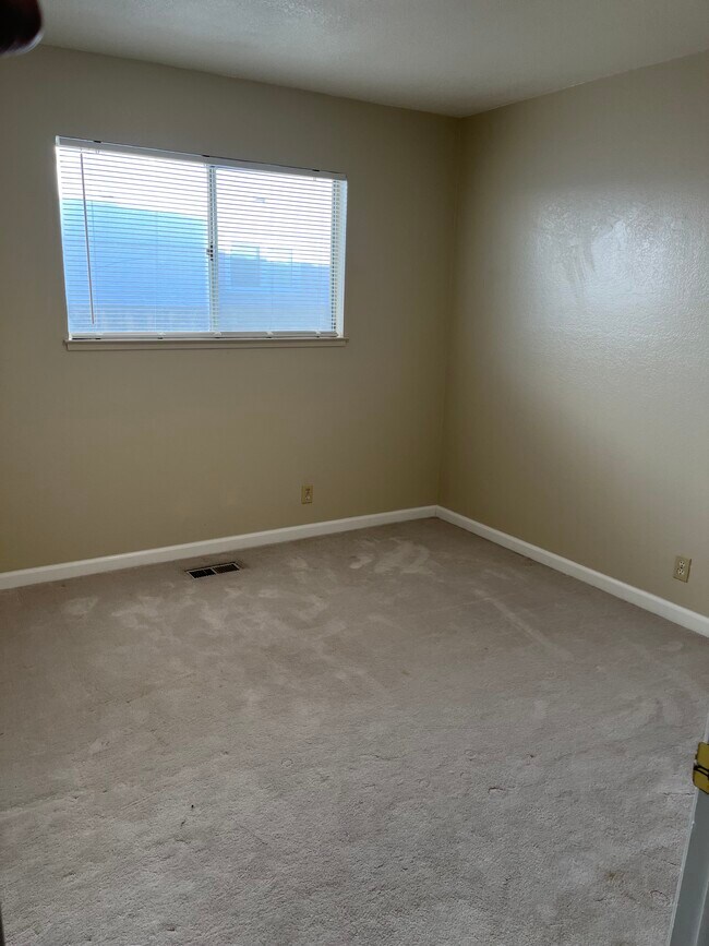 Building Photo - 3164 Brandywine Dr