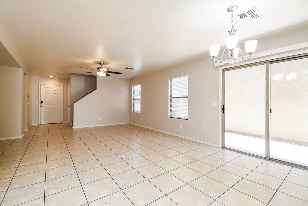 Building Photo - 5819 E Harmony Ave