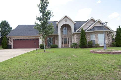 Building Photo - Garden Terrace