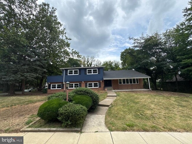 Primary Photo - 355 Cherry Hill Blvd