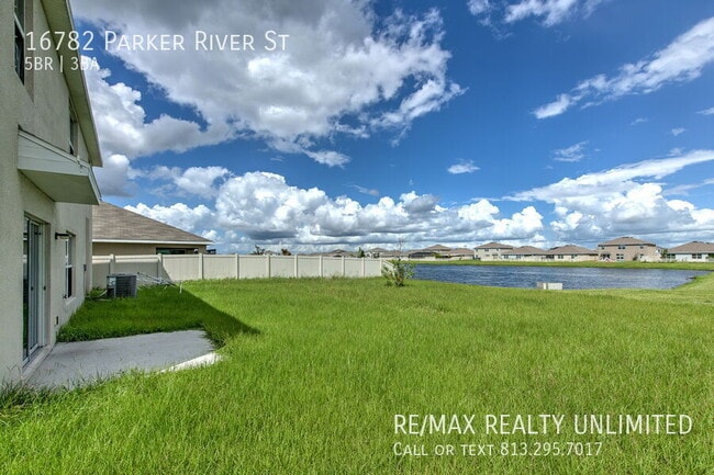 Building Photo - 16782 Parker River St