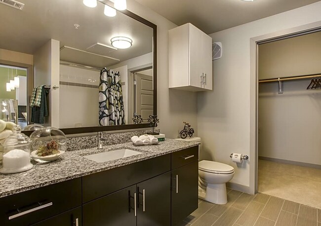 Building Photo - 505 Jackson Hill St