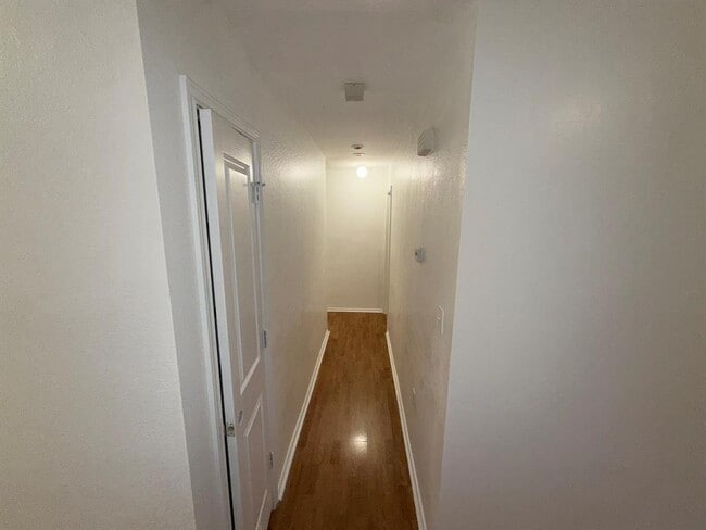 Building Photo - 2502 Ashley Way