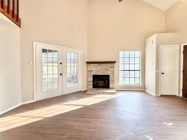 Building Photo - 30430 Arborg Dr