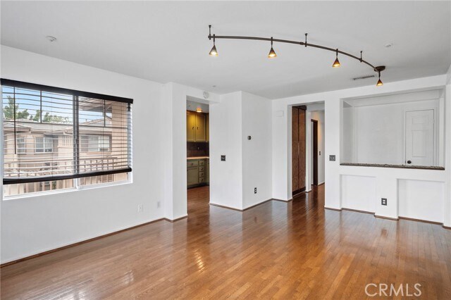 Building Photo - 278 Woodcrest Ln