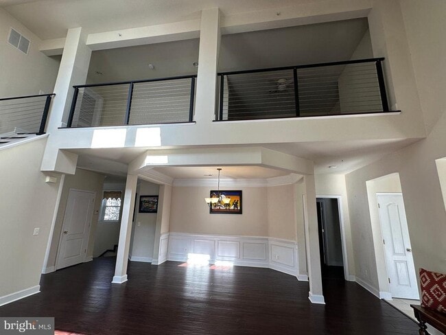 Building Photo - 13846 Greendale Dr