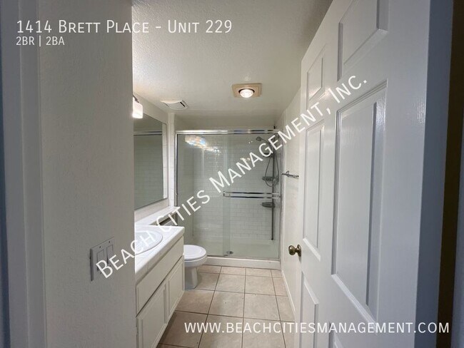 Building Photo - 1414 Brett Pl