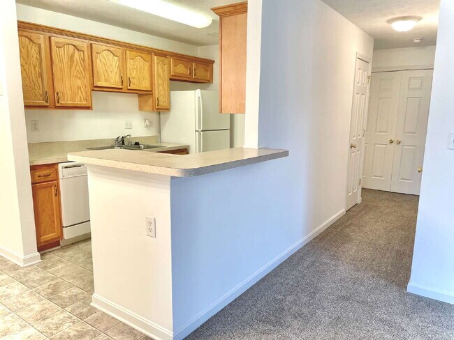 Building Photo - "2-Bed, 2-Bath apartment on Stonestreet Road only $1100 monthly!"