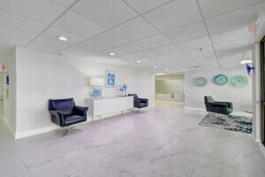 Building Photo - 3221 S Ocean Blvd