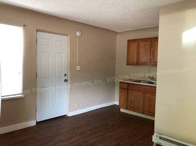 Building Photo - 161 S Lincoln Ave