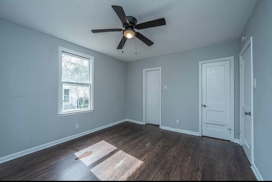 Building Photo - 2619 Ranger Dr