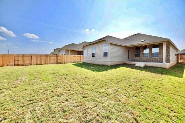 Building Photo - 1225 Homer Ln