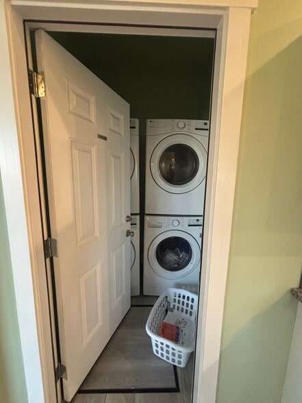 Building Photo - 1309 Michigan Ave