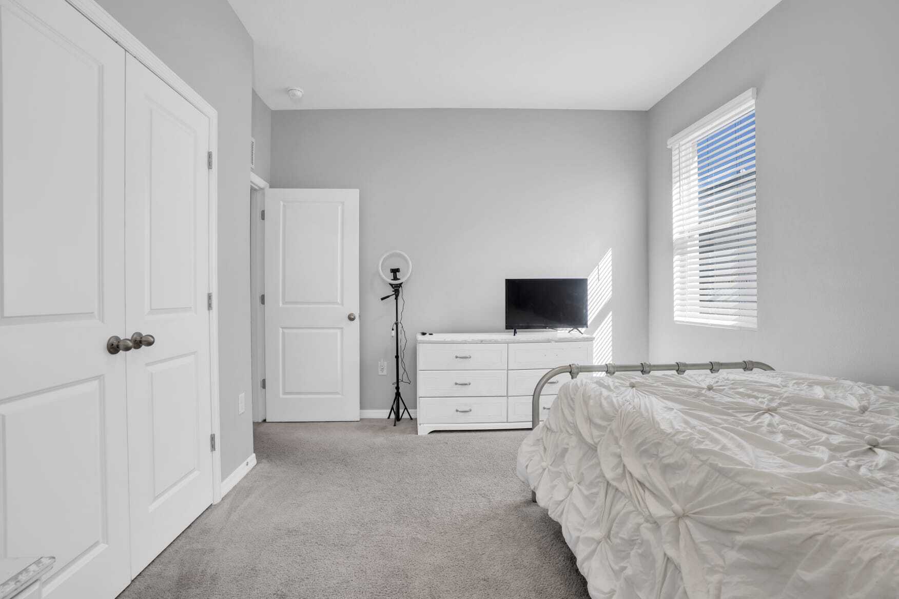 Building Photo - 528 Ocean Spray Dr