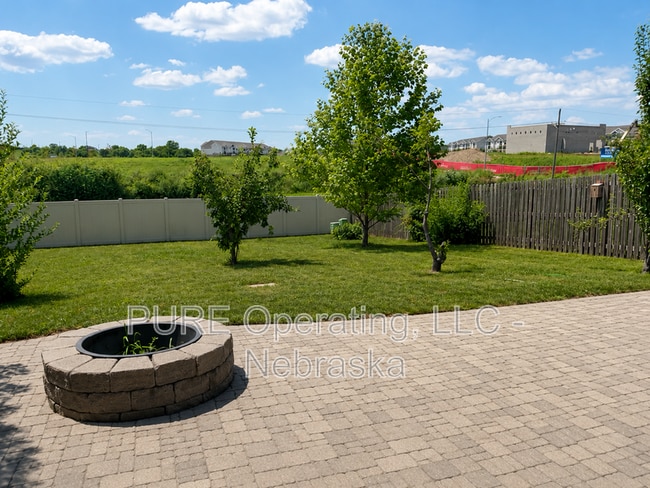 Building Photo - 8464 N 155th St