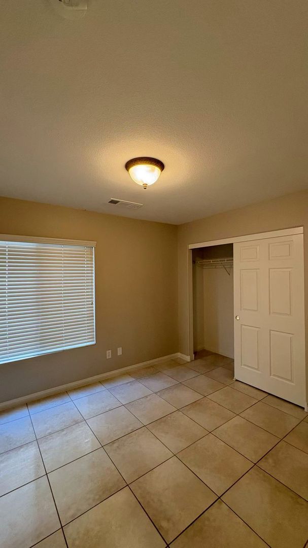 Building Photo - 6675 Coronado Crest Ave
