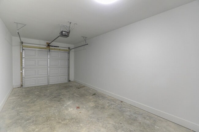Building Photo - 439 36th Ave N