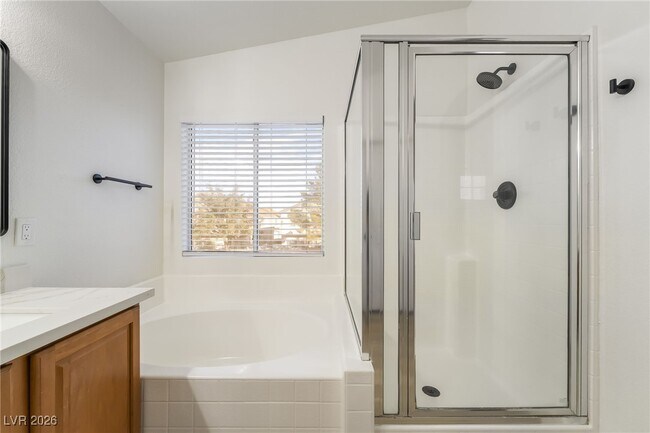 Building Photo - 5980 Gentleslope St