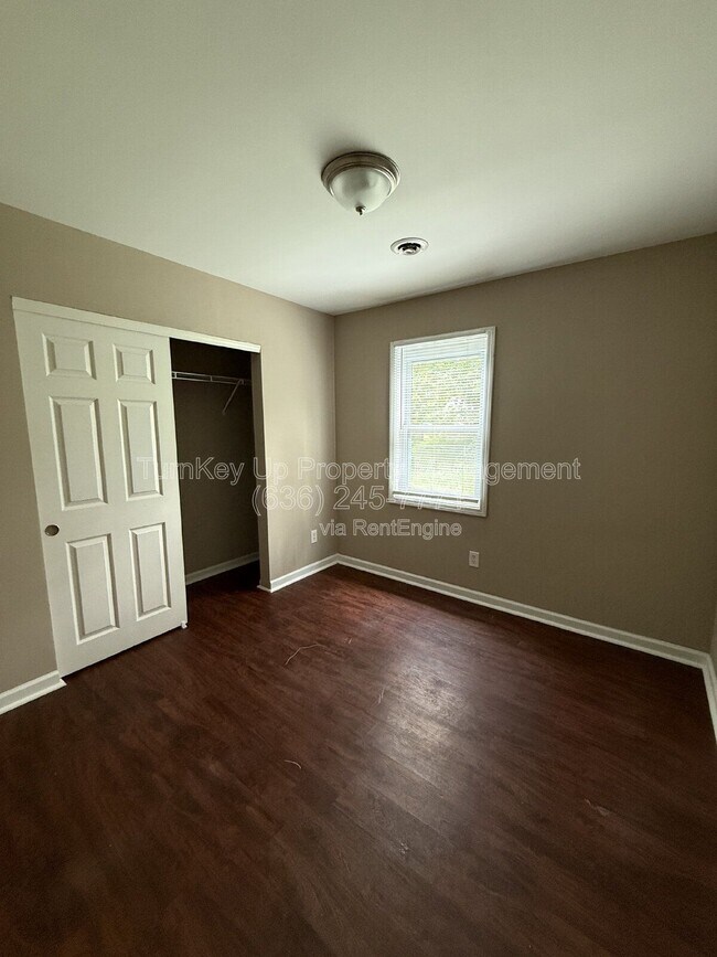 Building Photo - 1202 Laredo Ave