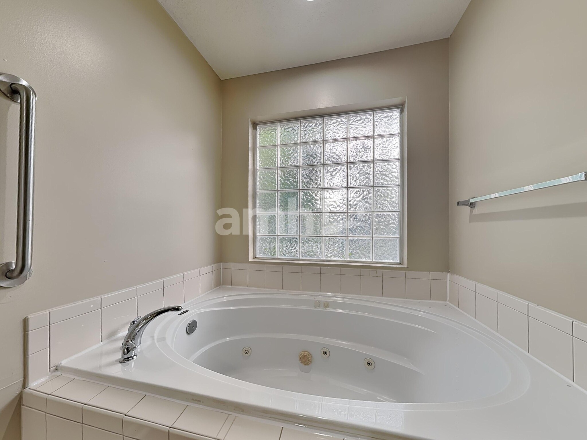 Building Photo - 96014 Sea Winds Dr