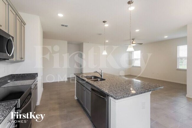 Building Photo - 214 Windsor Reserve Dr