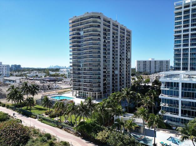Building Photo - 6767 Collins Ave