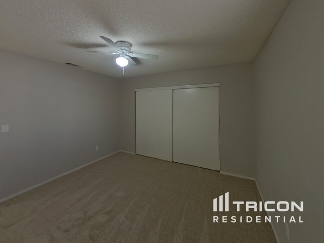 Building Photo - 5841 Butterum Ct