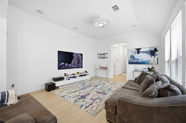Building Photo - 908 Pismo Crk Ln