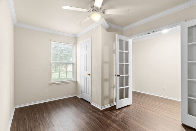 Building Photo - 9311 Sandyford Ct